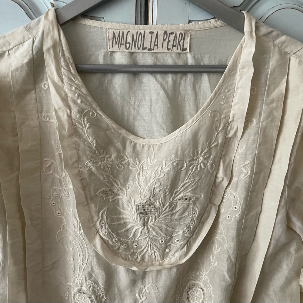 Magnolia Pearl Into the Groove Blouse - Picture 11 of 16
